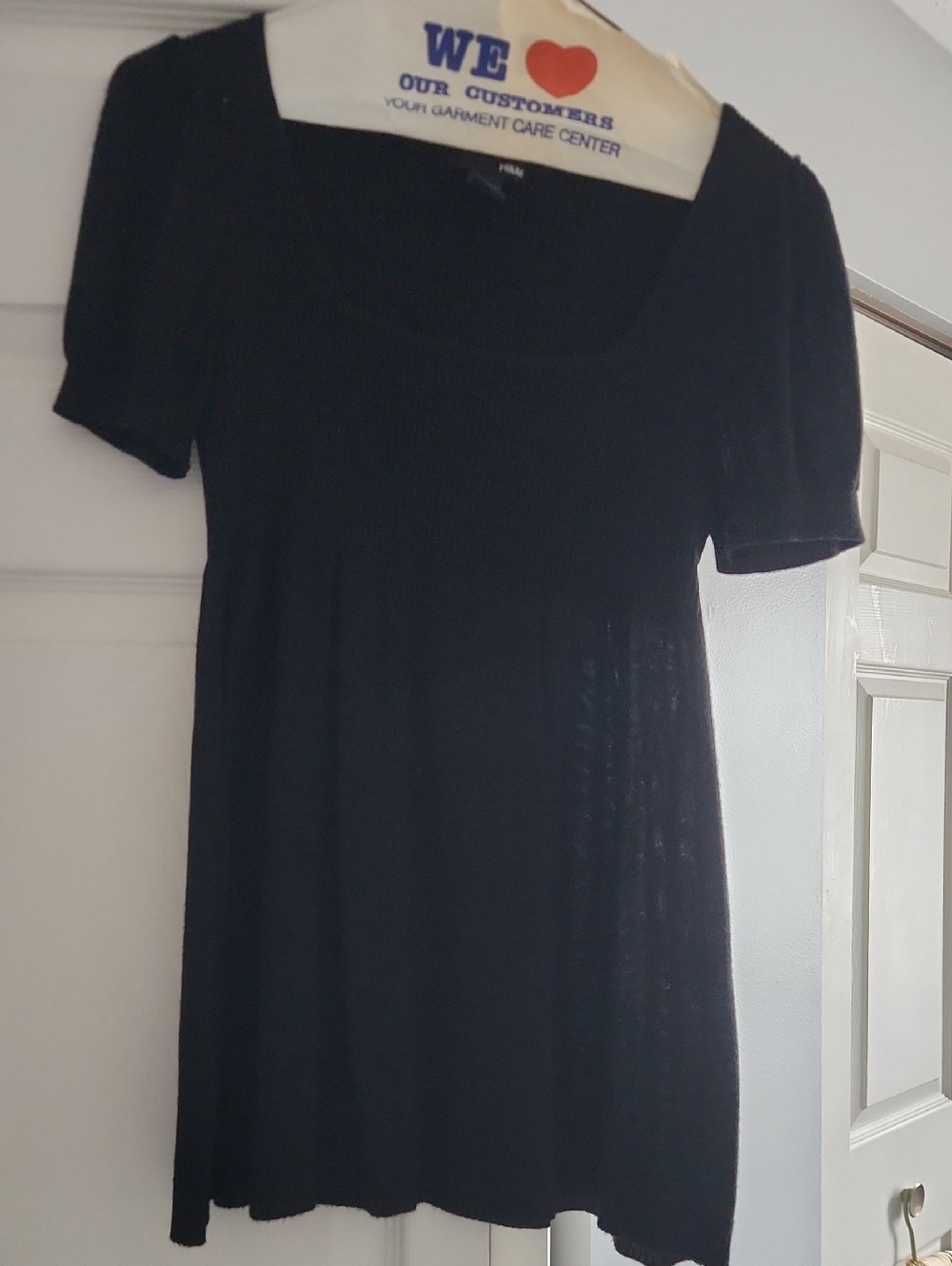 H&M Black Ribbed Scoop Neck Tunic Top